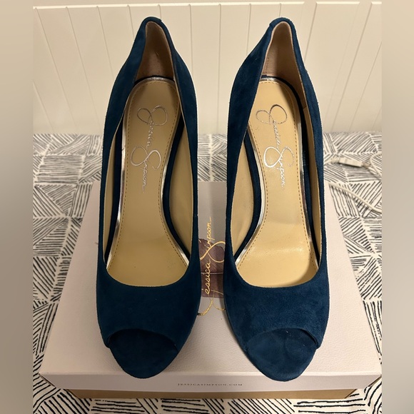 Jessica Simpson open toe pumps - Picture 2 of 5